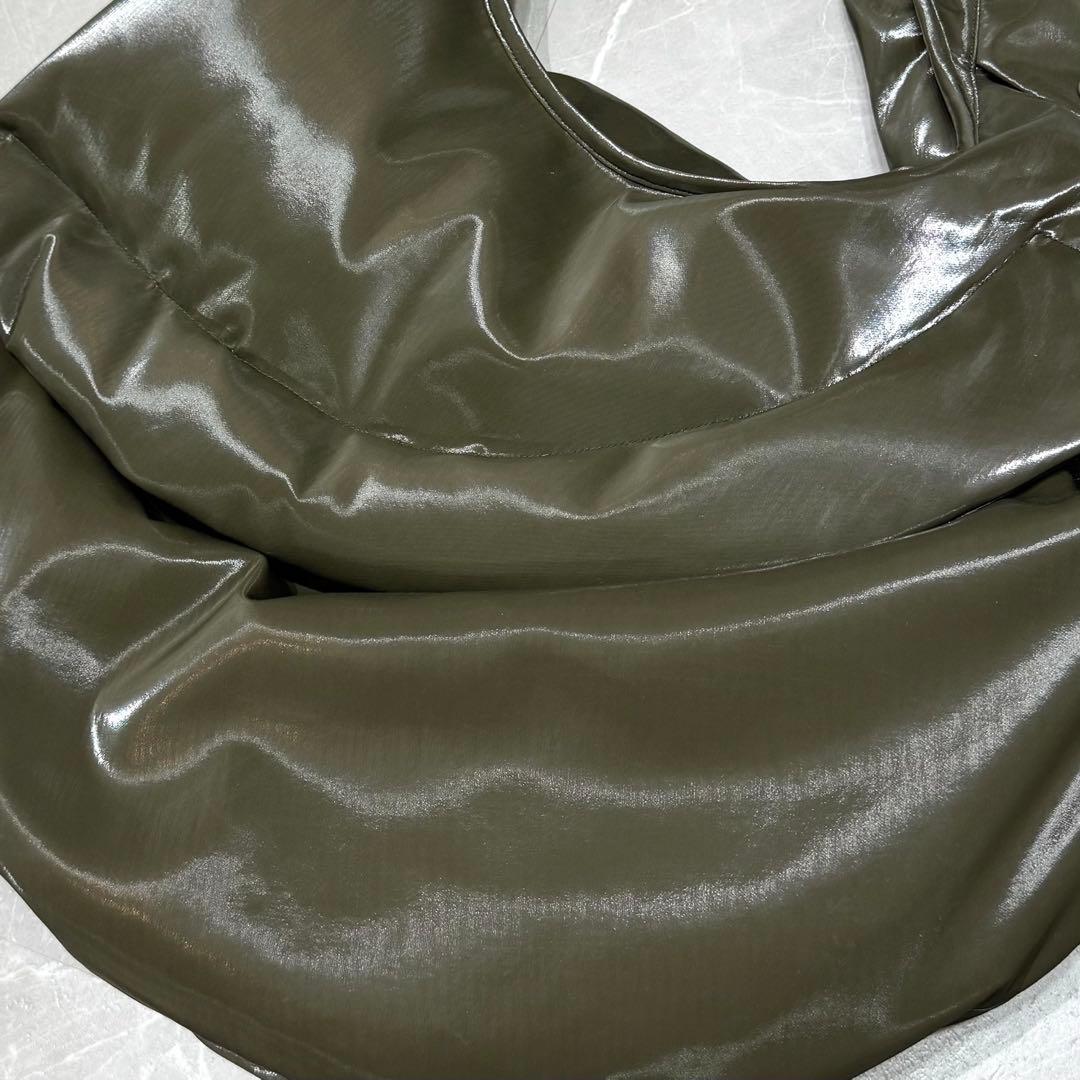 【OMAR AFRIDI】FOAMED LIDIA BAG DEEP GREEN