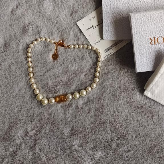 Dior レジンパール ネックレス ホワイト×ゴールド