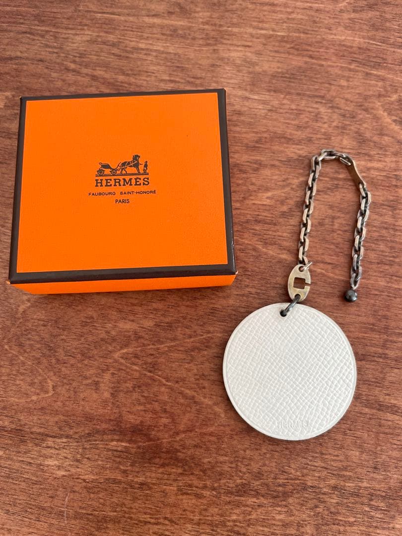 新品未使用　HERMES ペンギン　キーホルダー　アニマルチャーム キーリング