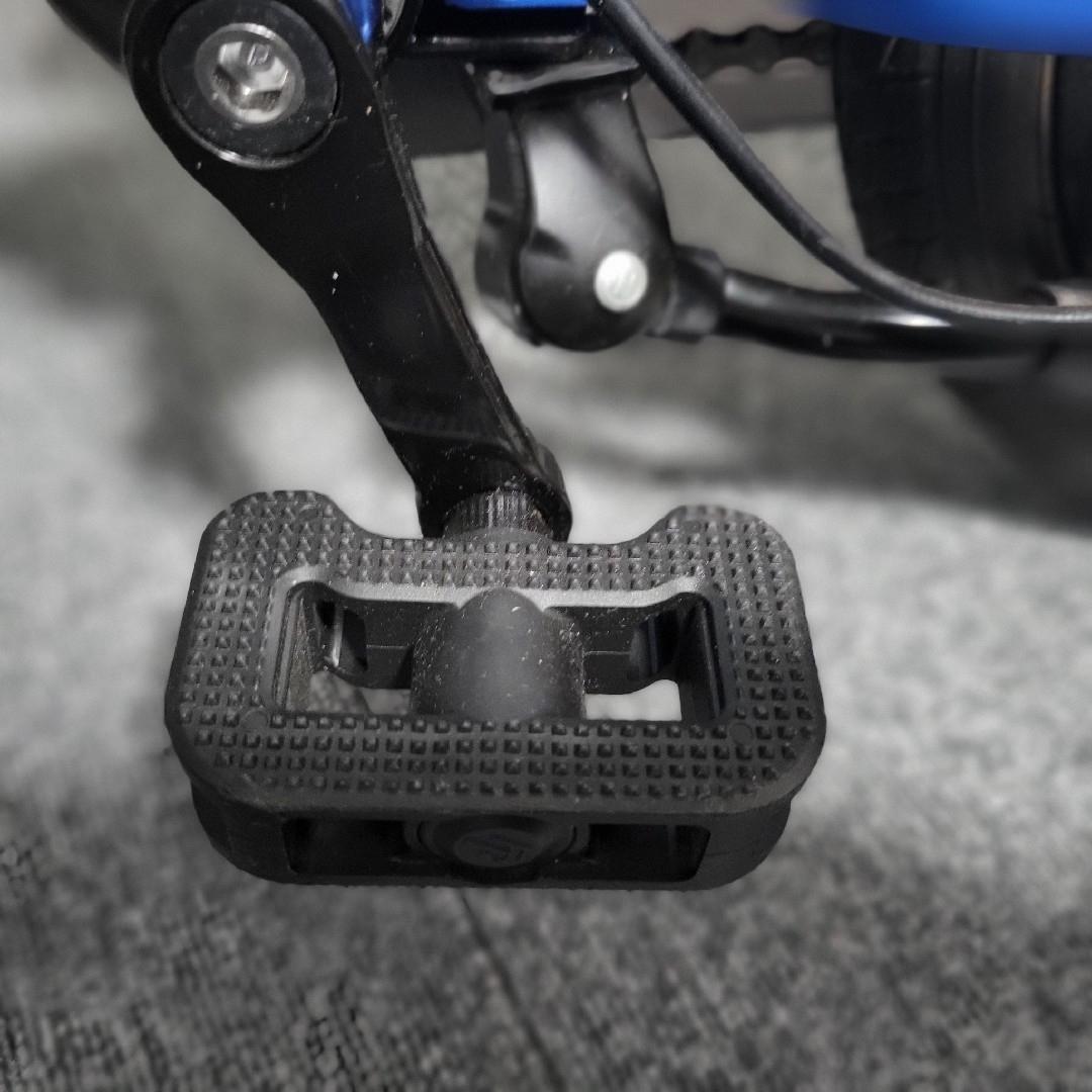 未使用級 STRIDER ストライダー 自転車 バイク 子ども用 サイクリング