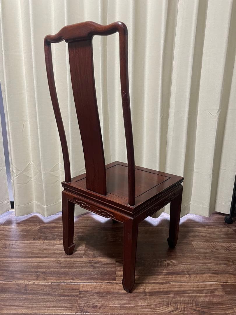 中国家具　鳥と花の彫刻付き