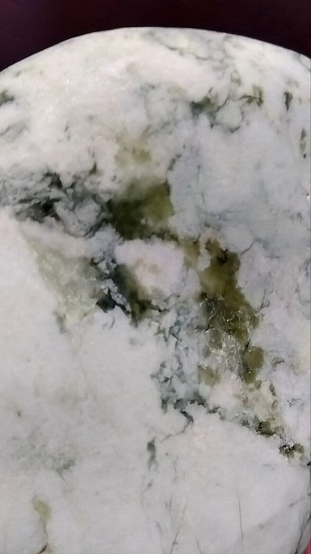 ★翡翠原石★糸魚川転石硬玉【姫川・川ズレ磨き石555ｇ】