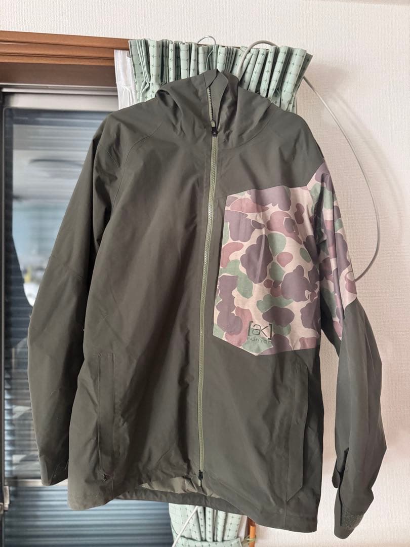 BURTON　AKジャケット Mサイズ
