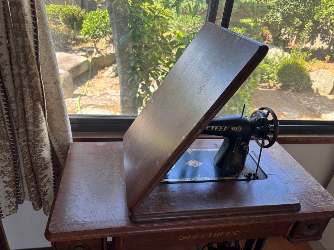 ブラザー　足踏みミシン　アンティーク　完動品