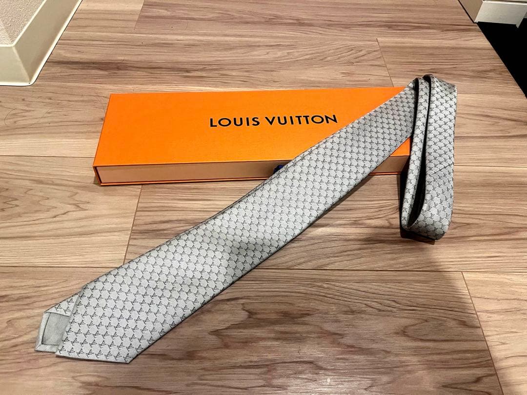 【未使用】 ルイヴィトン　ネクタイ