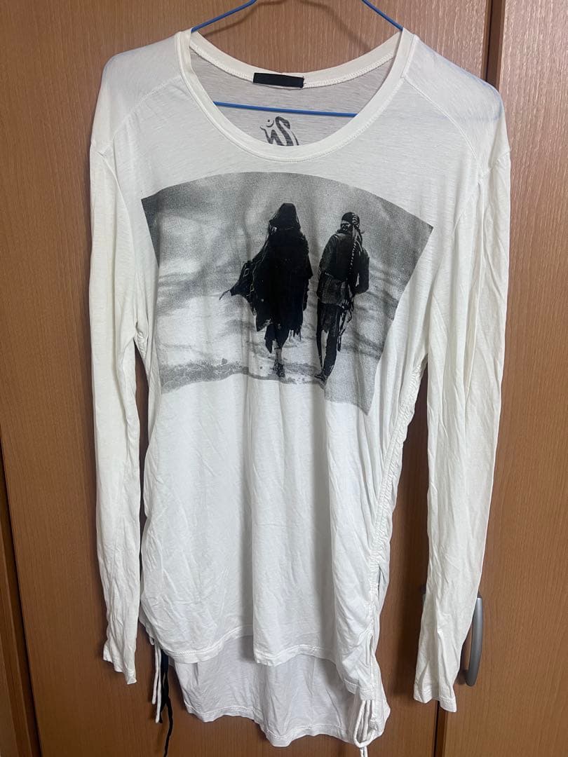 kmrii ケムリ　ロングTシャツ