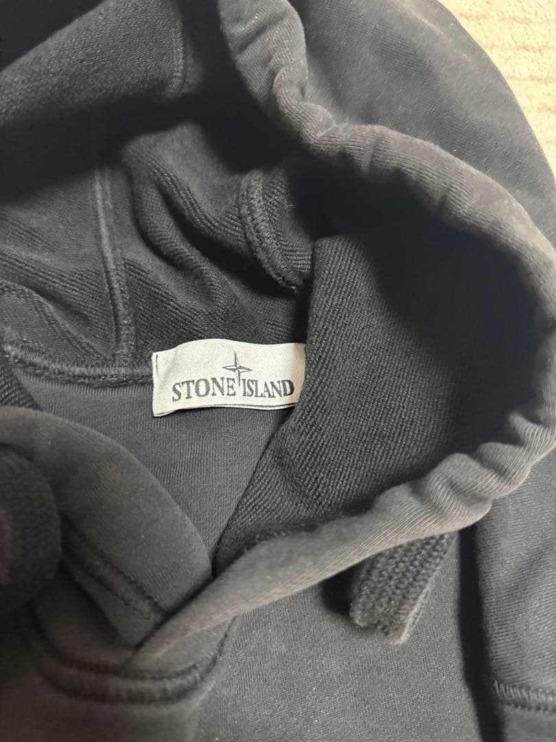 stone  スウェットパーカー Mサイズ