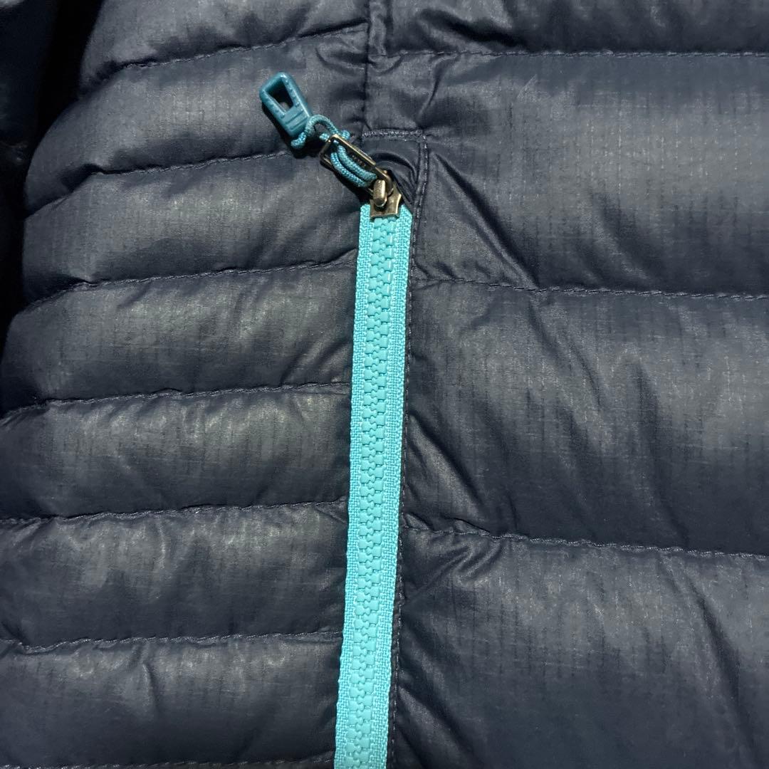 【美品】パタゴニア レディースダウンセーターフーディ ネイビー Mサイズ