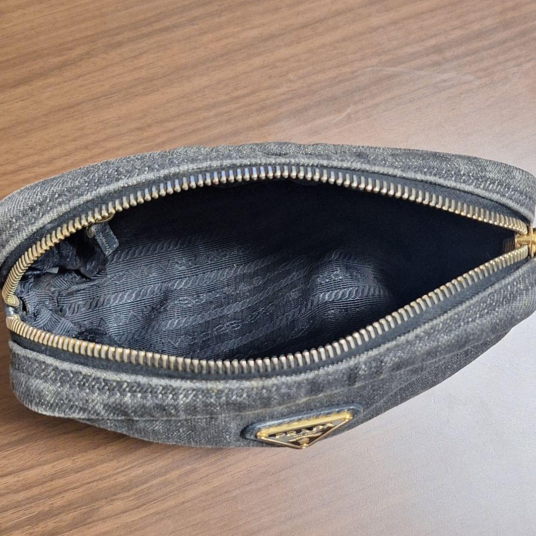 PRADA 黒デニム ポーチ