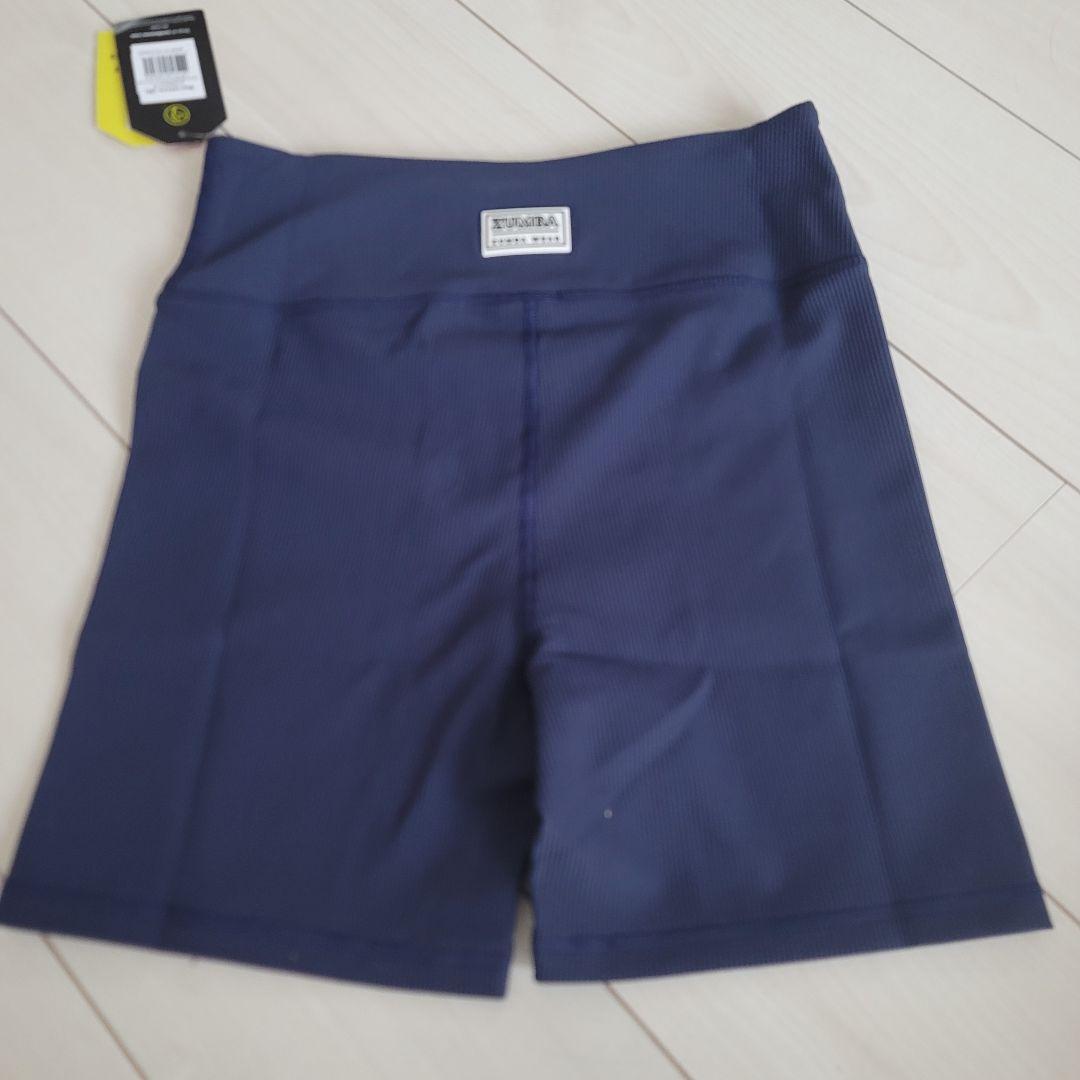 【新品】ZUMBA　セットアップ (上下Mサイズ)