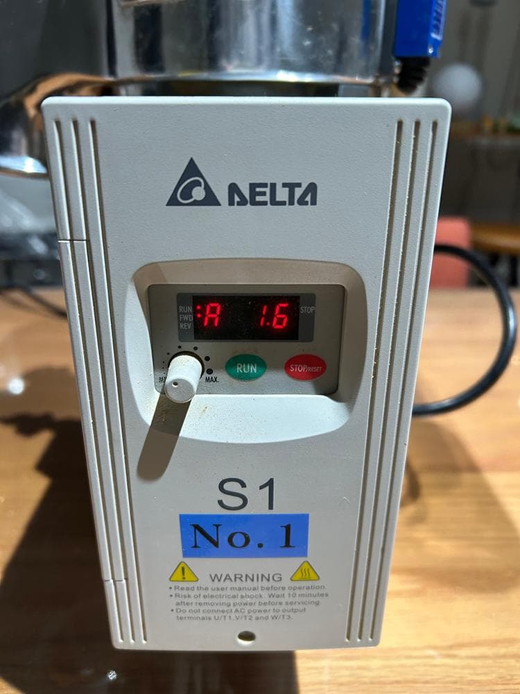 ラボネクト・ハンマーミル100v仕様（HM-100）