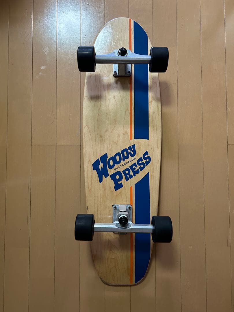 スケートボード　ウッディ－プレス　32インチ