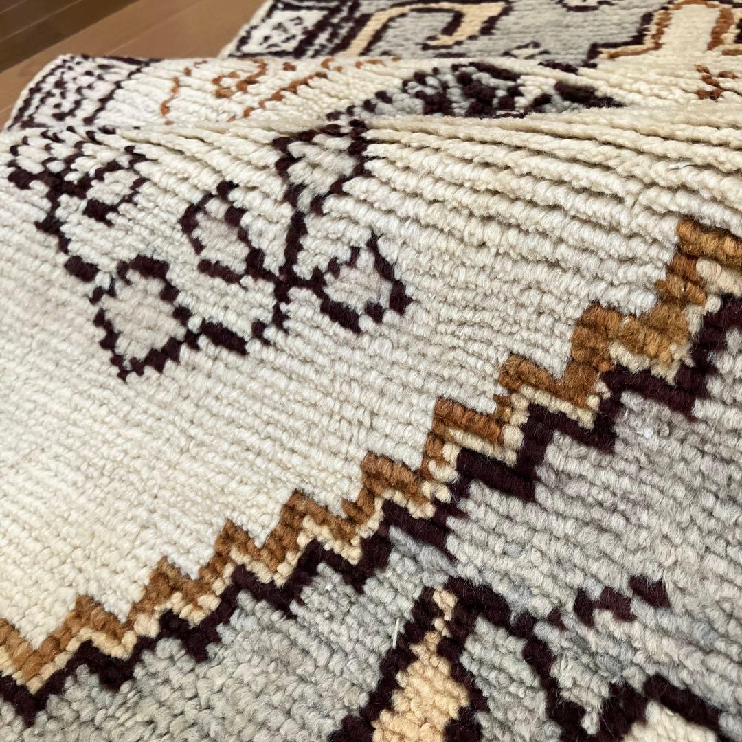 モロッコ絨毯ビンテージラグハートベニワレンウール70x130cm手織り絨毯