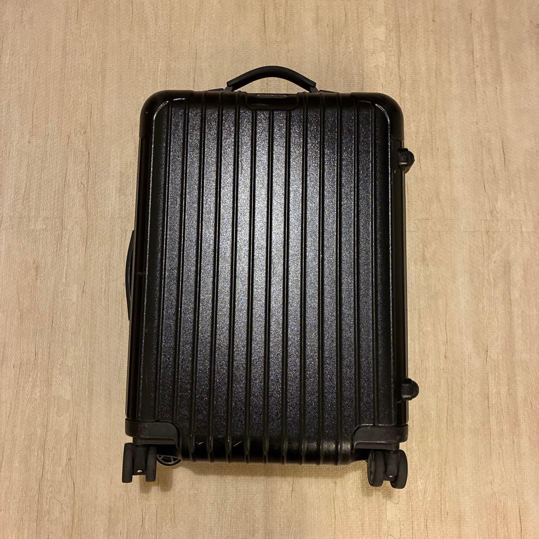 リモワ サルサ 4輪 機内持ち込みサイズ