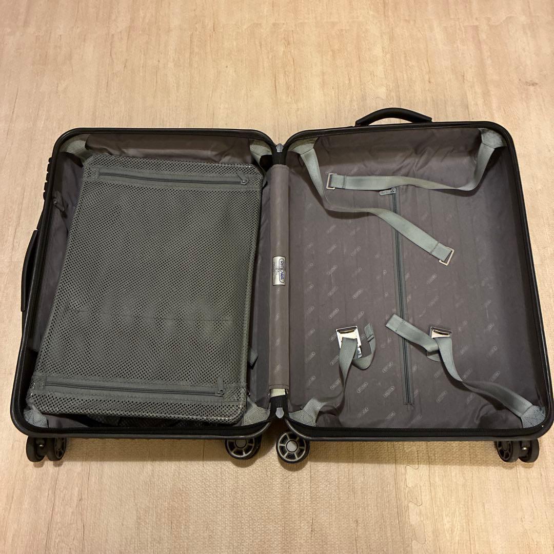 リモワ サルサ 4輪 機内持ち込みサイズ