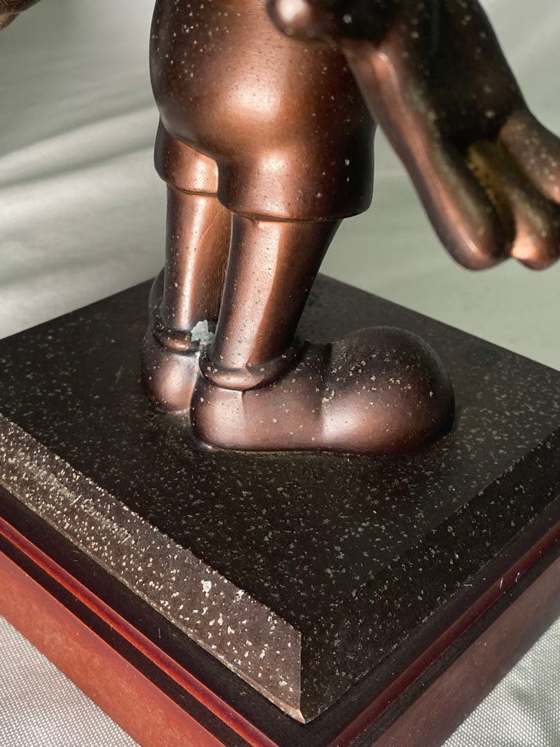 1917❣️ペデストリアン　ブロンズ　ミッキーマウス