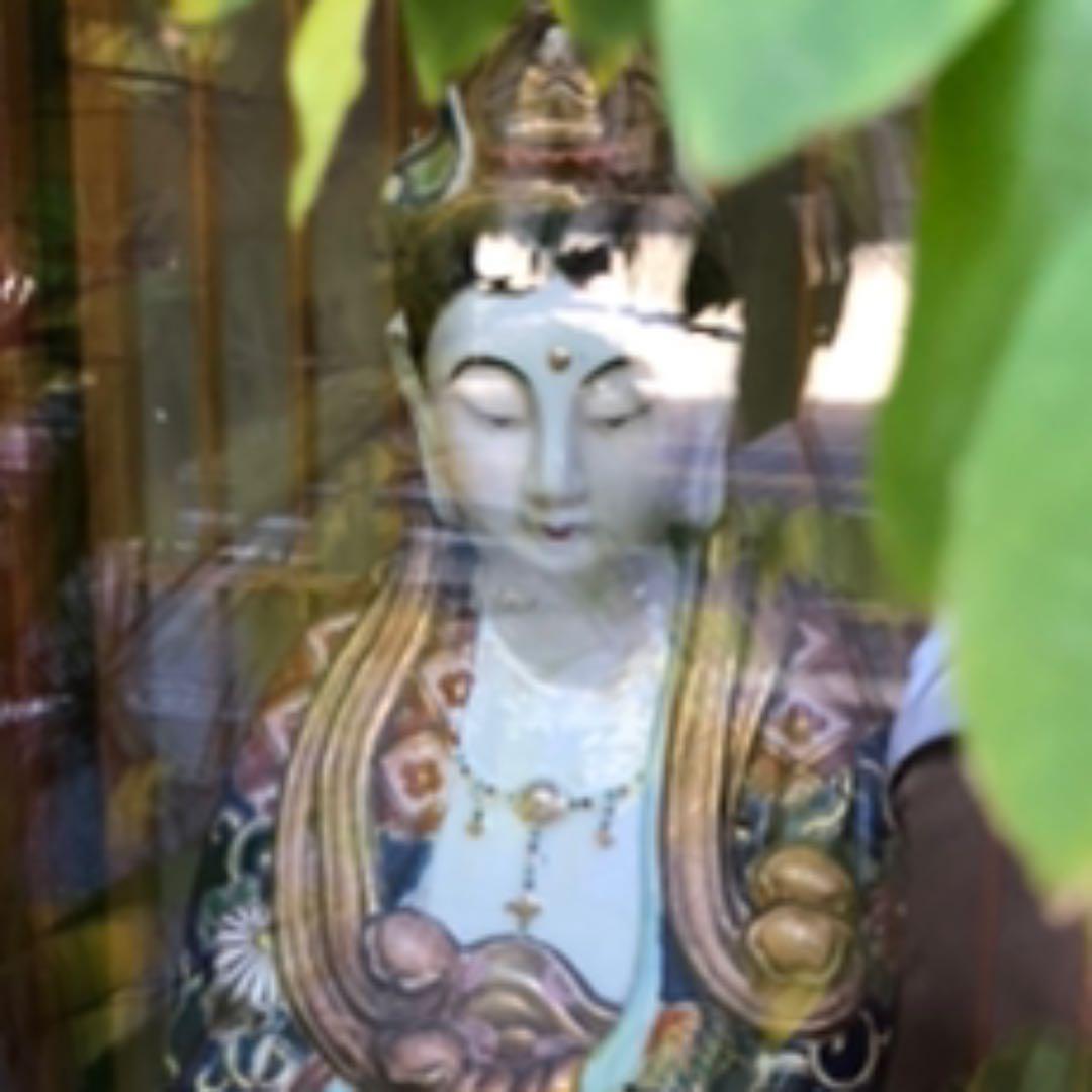 九谷　立観音菩薩像