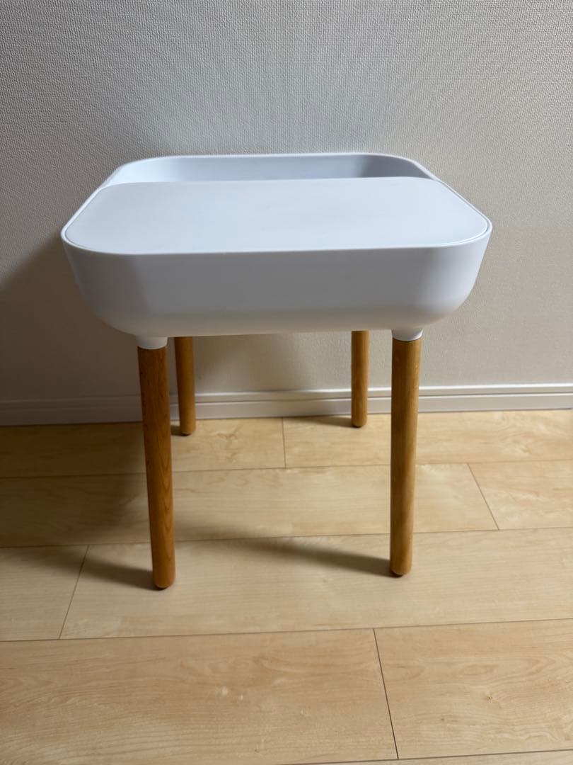 サイドテーブル ホワイト 充電ケーブル穴付き軽い