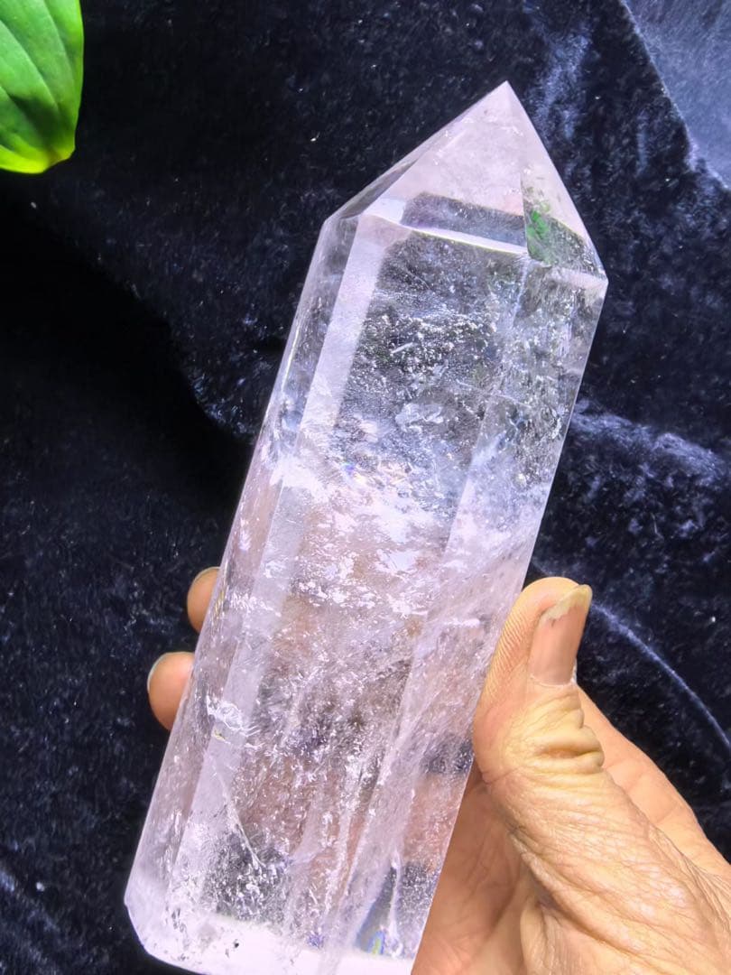 天然石 147mm虹付き水晶のポイント　置物 YY862