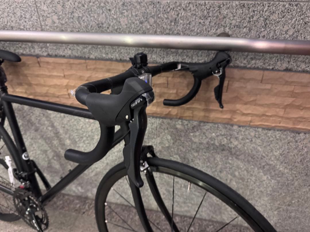 新車　FUJI BALLADΩ 2022年モデル ロードバイク