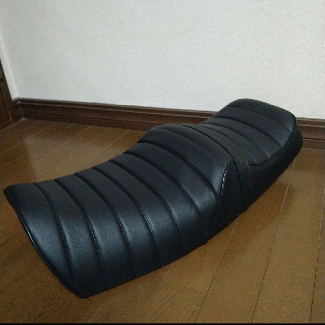 ホンダ　CB400sf　新品　 タックロールシート　ブラックレザー