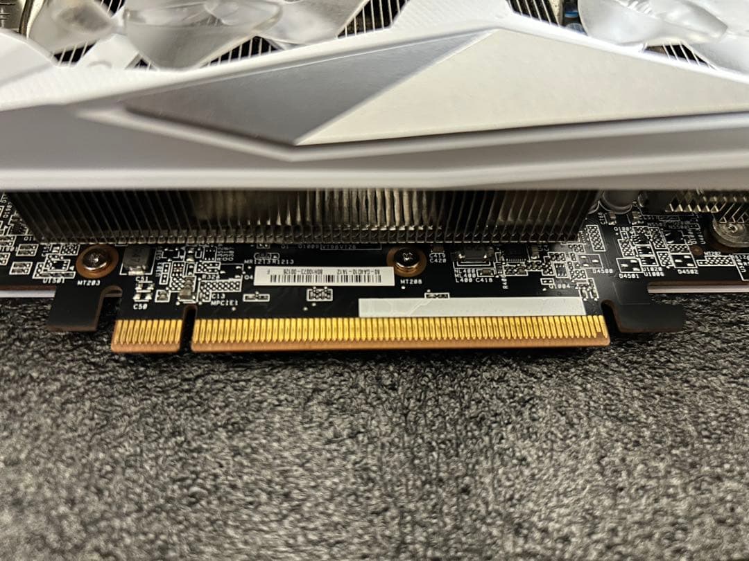 グラフィックボード・グラボ・ビデオカード ASRock Radeon RX 7600 OC Edition 8GB