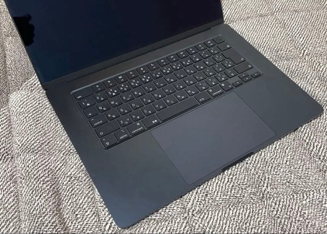 Apple M3 15インチMacBook Air 8GB 512GB SSD