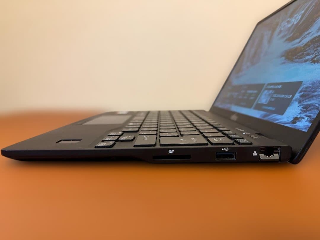 富士通LIFEBOOK U9311 i5-1135G7 8G-512G美品