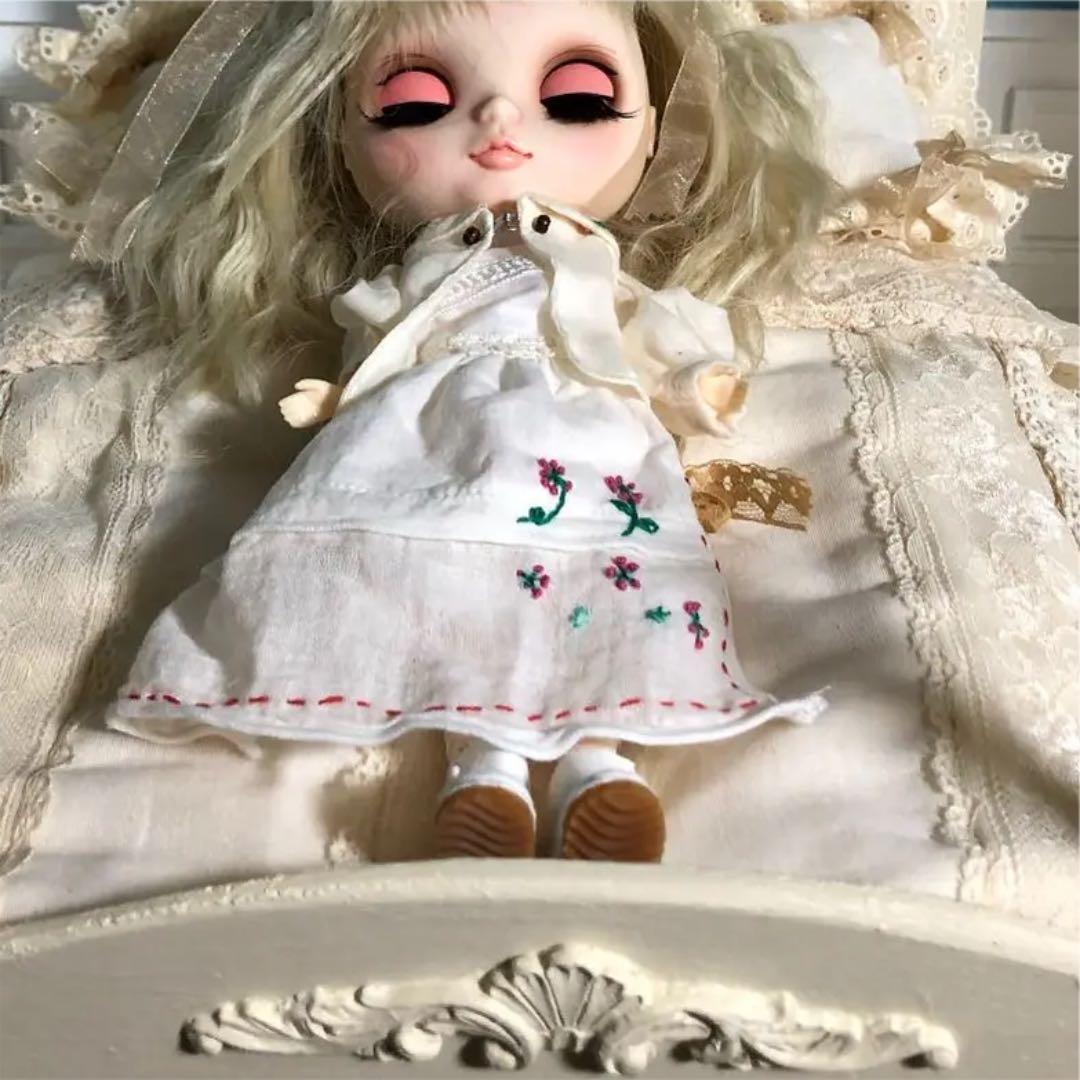 touslesjoux様♡ ブライス　お姫様アンティークベットご確認画像