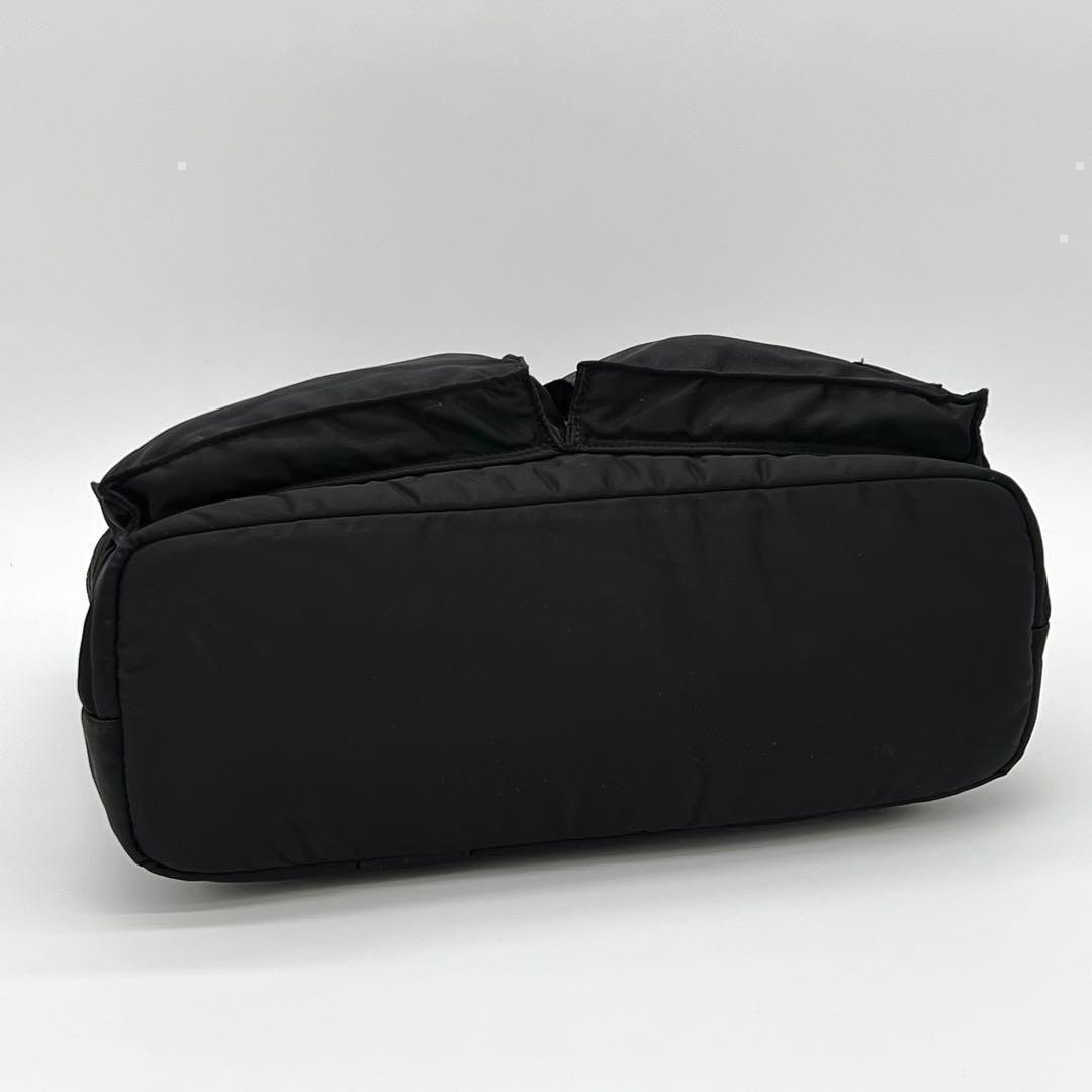 【美品】PORTER TANKER ハンドバッグ トートバッグ ナイロン 黒色