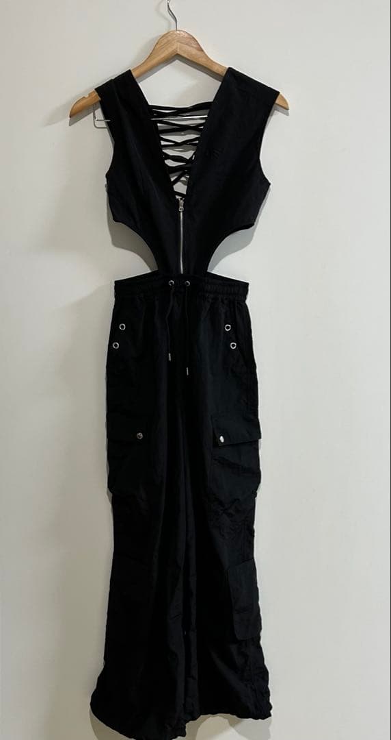 アナスイNYC スポーツワッシャーレースアップベスト マルチポケットワイドパンツ