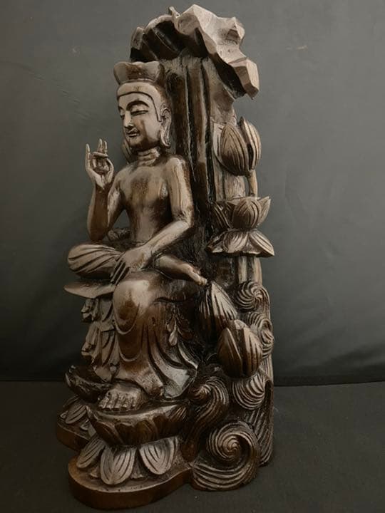 弥勒菩薩 半跏思惟像 一刀彫り　木彫 仏像 彫刻 置物 風水 骨董 アンティーク