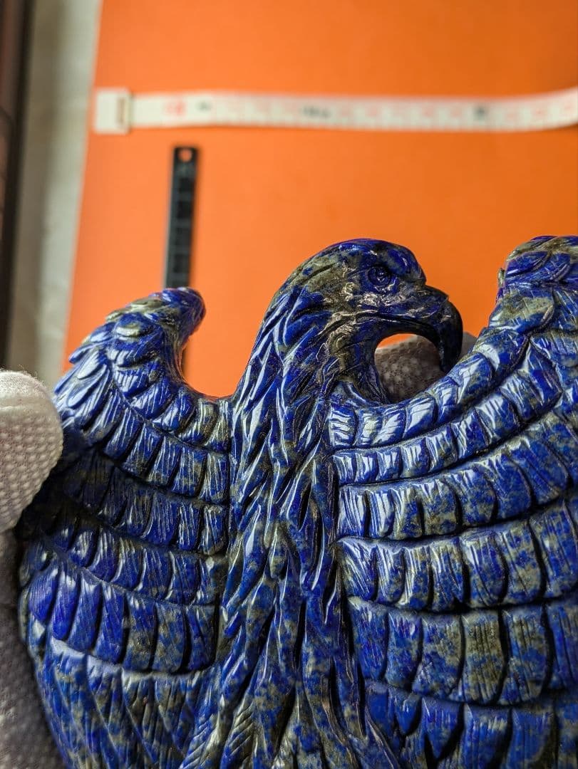 天然石 ラピスラズリ の 鷲【ワシ】 の 置物です。一点物！工芸品！ランクはＡ5