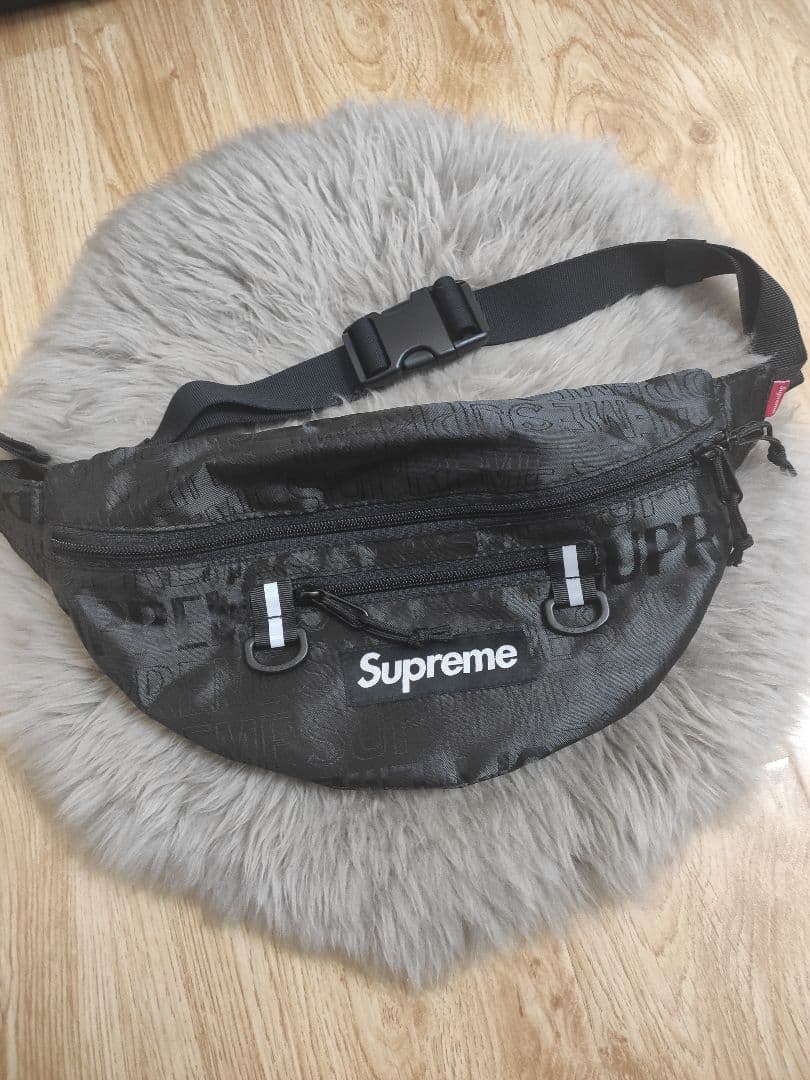 supreme ウエストバッグ　美品　2019ss