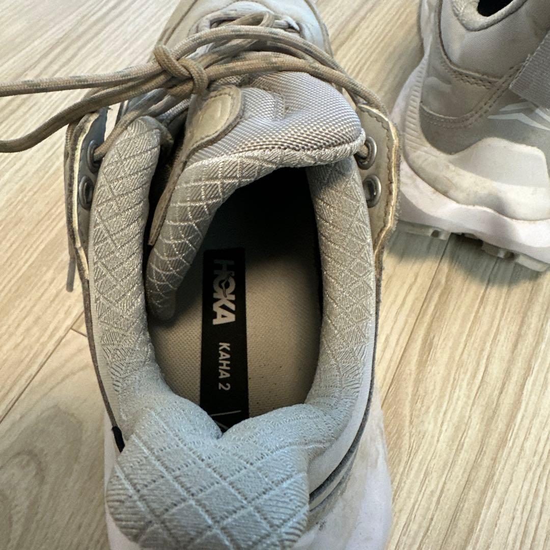 HOKA KAHA2 グレー ハイキングシューズ