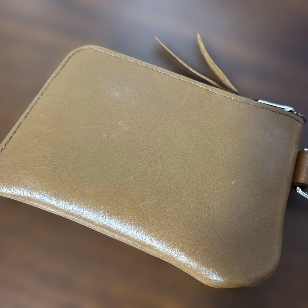 htc L字　ジップ　ウォレット　コンパクトウォレット