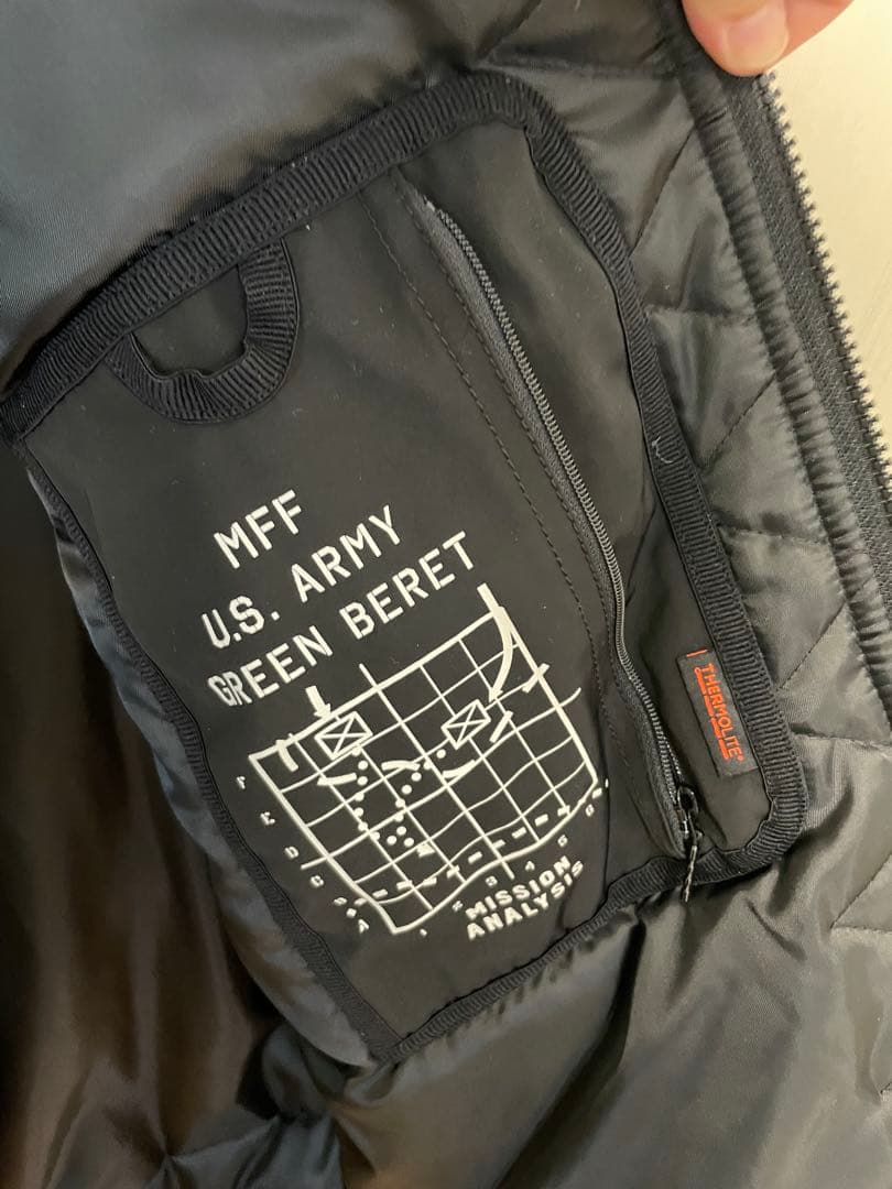 AVIREX MA-1 フライトジャケットHALO ブラック