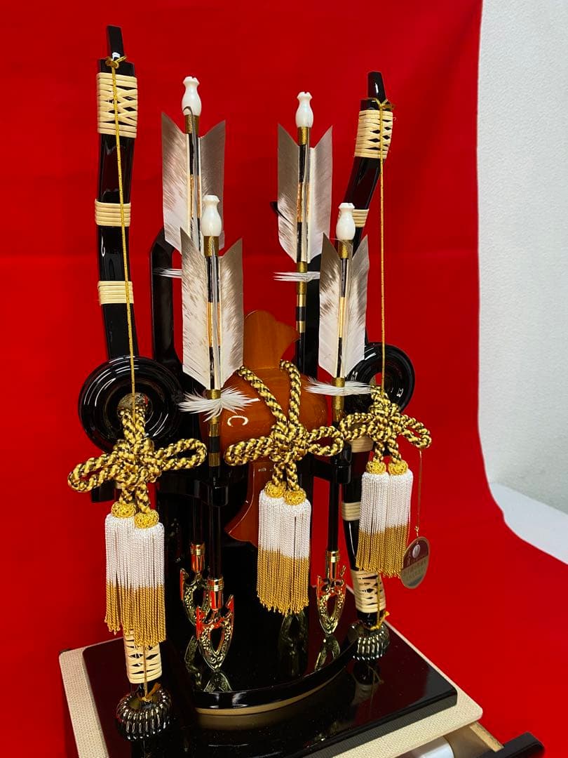 東京久月　家紋とお子様名入付破魔弓１５号・間口約３０×奥行約２４×高さ約５７㎝