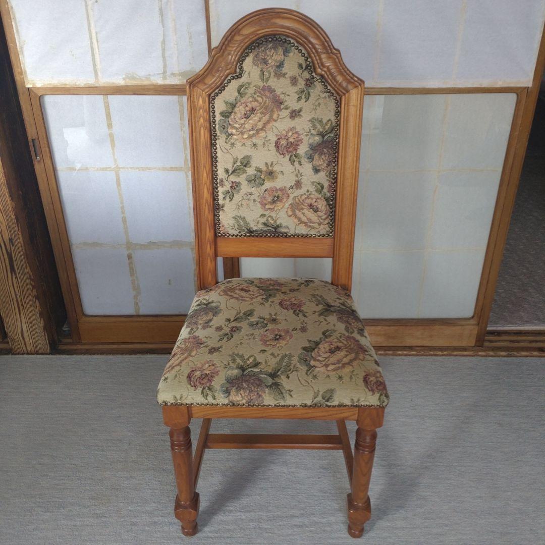 【英国アンティーク調】ダイニングチェア ゴブラン織 花柄 鋲打ち 木製　3/4