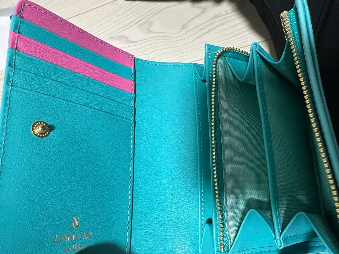 ランバンオンブルー 2つ折り財布