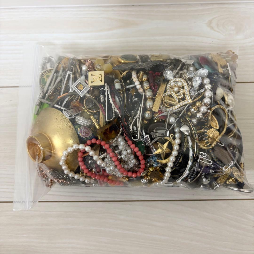 ③ イミテーションアクセサリー まとめ 約3kg ピアス タイピン ネックレス