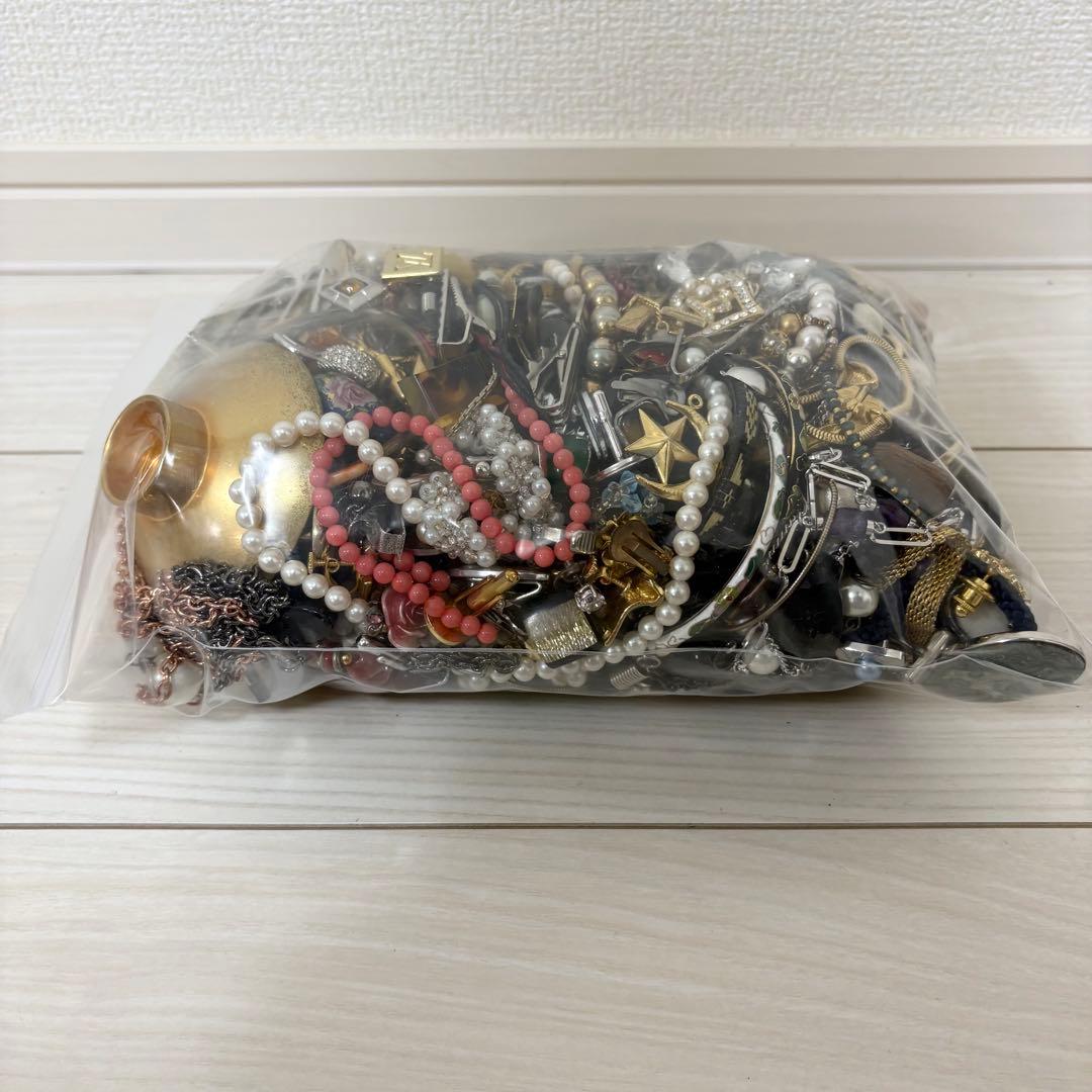 ③ イミテーションアクセサリー まとめ 約3kg ピアス タイピン ネックレス