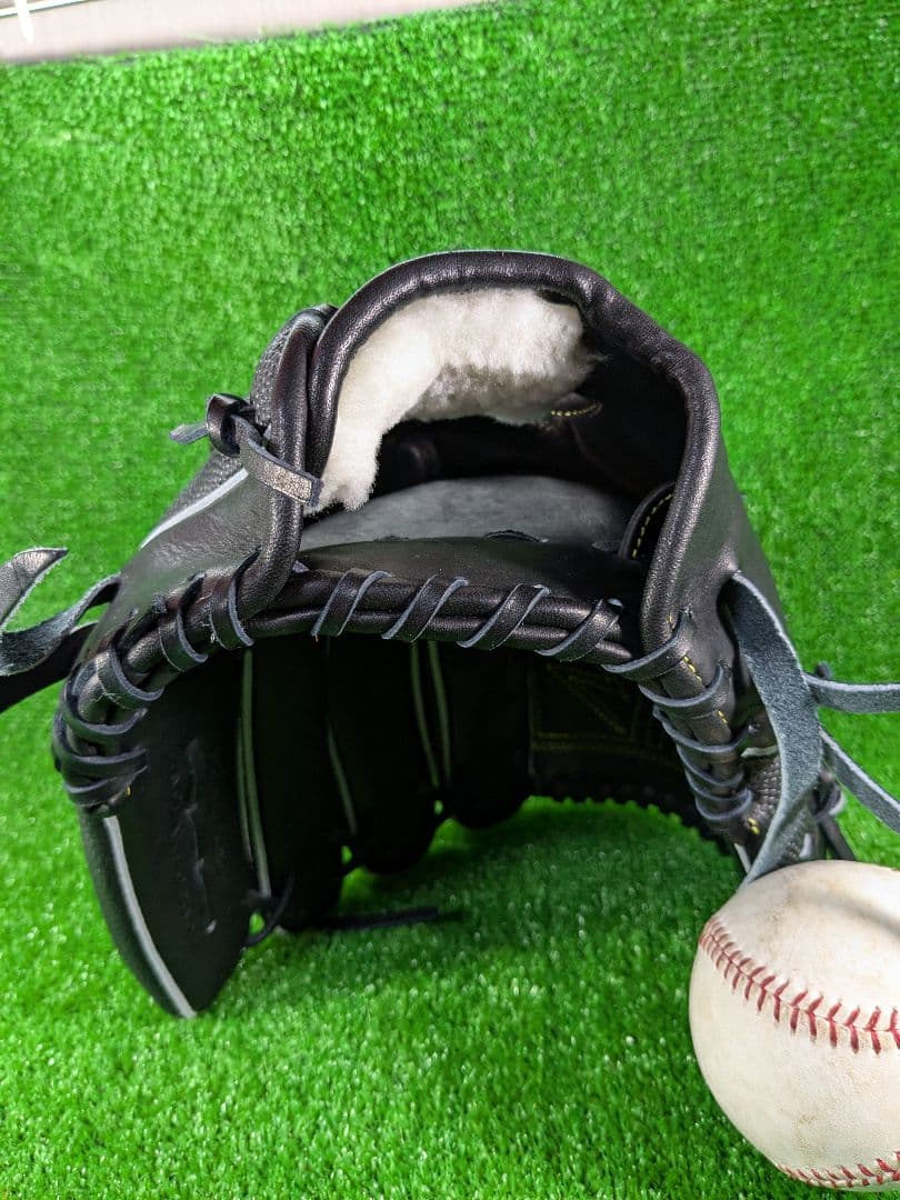 Wilson　ウイルソン　硬式用 　Wilson Staff DUAL　投手用