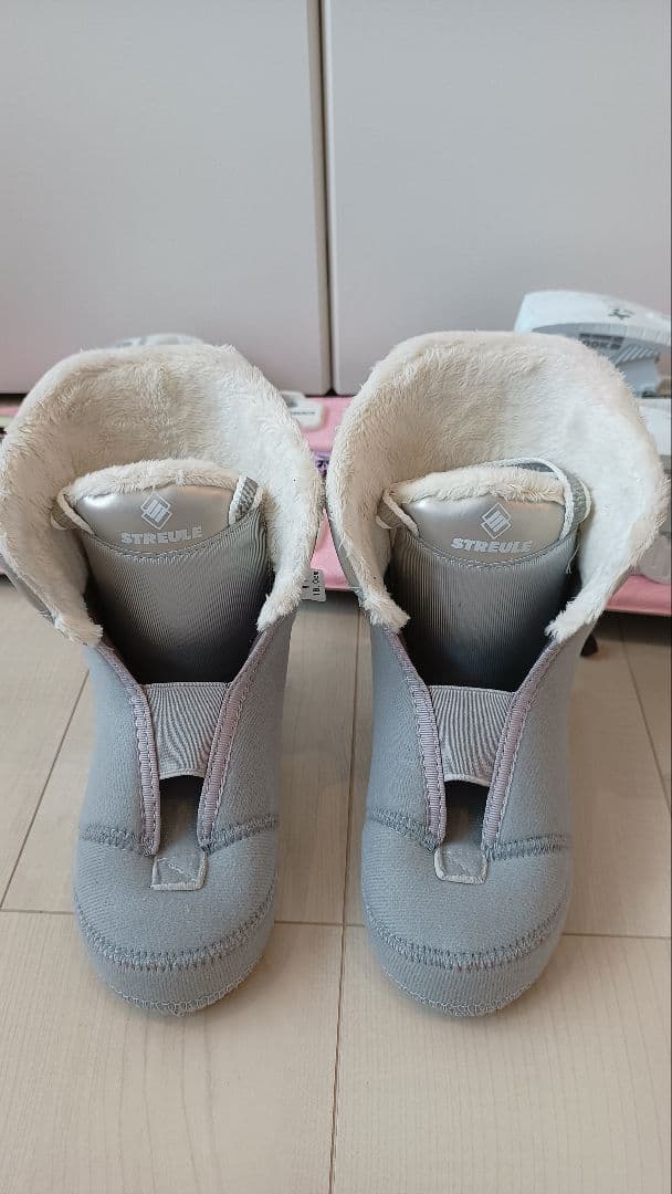 hitomi 子供用 ロシニョール 104ｃｍ 3点セット ブーツ18cm