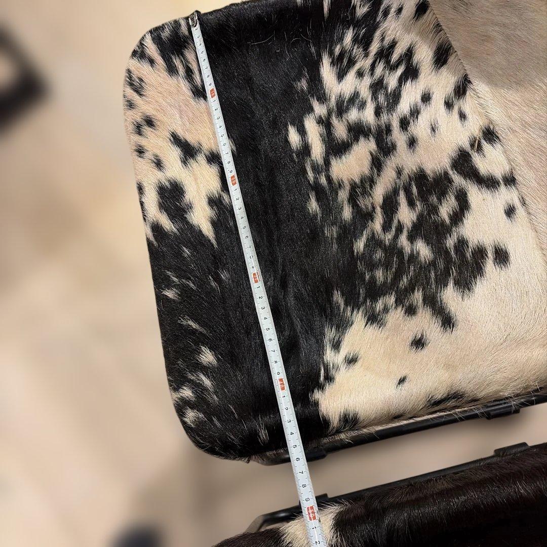 牛革ハラコの椅子2脚セット！最終値下げ