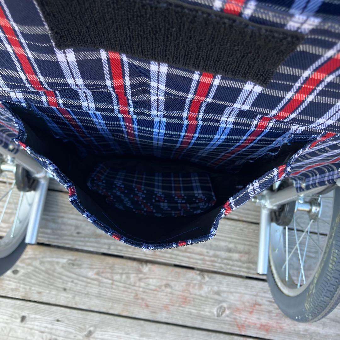 日進医療器 NISSIN 介助用車椅子 自走式 折りたたみ式 介護 チェック柄