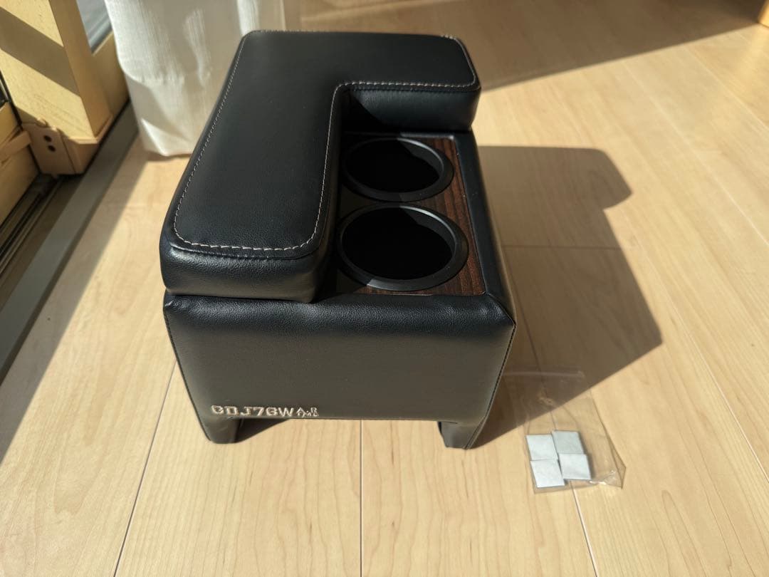 i*o様 GDJ76W ランクル70再再販 アームレストコンソールボックス