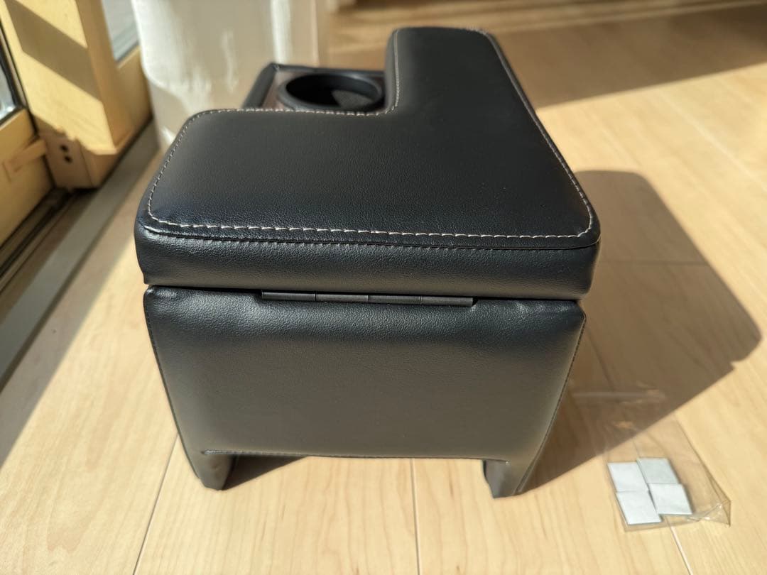 i*o様 GDJ76W ランクル70再再販 アームレストコンソールボックス