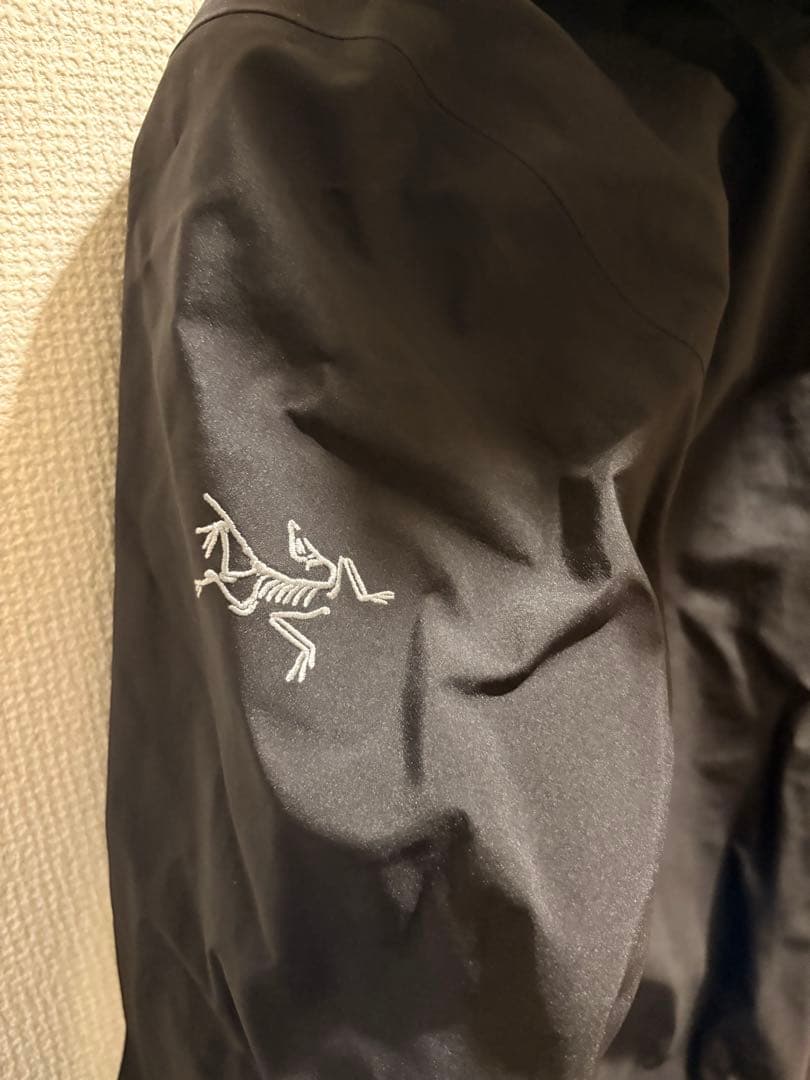 ARC'TERYX アークテリクス ジャケット S 黒 CA34438