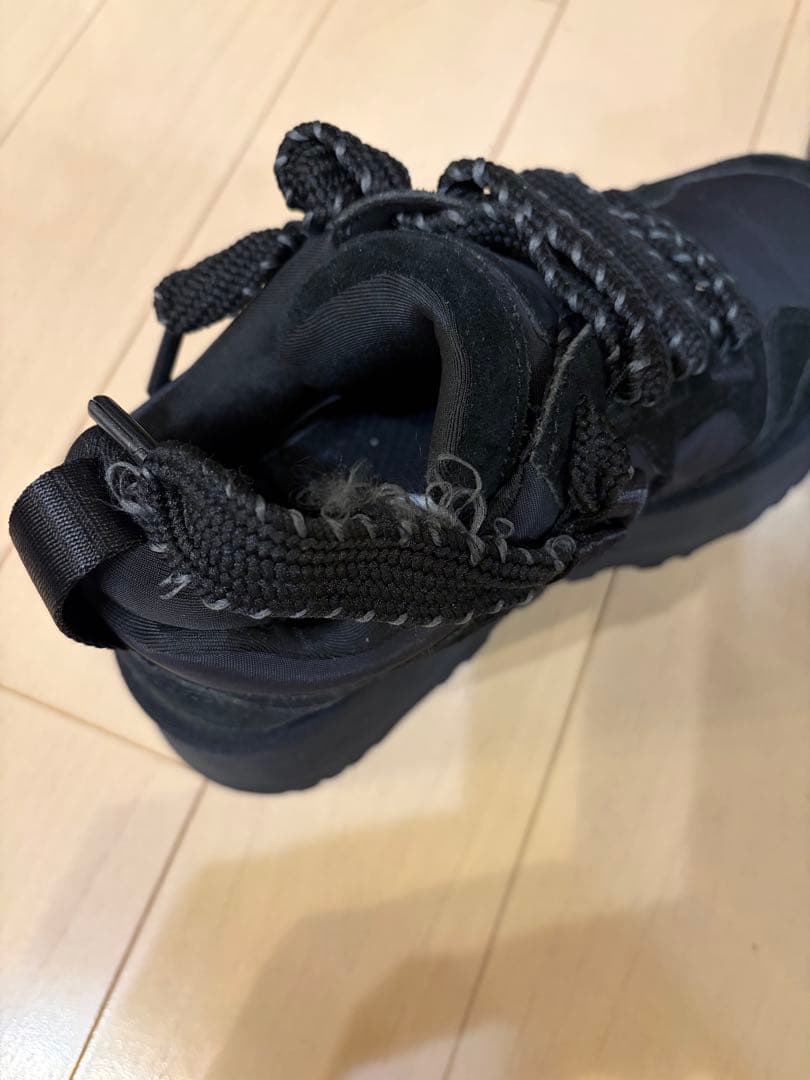 UGG アストロメル　ブラック24cm